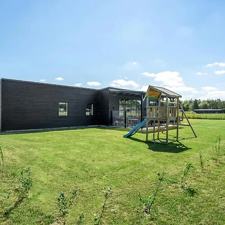 Hébergement de vacances Seven-bedroom In *