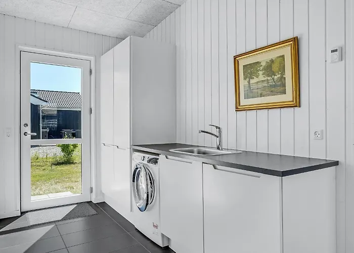 בית נופש Seven-bedroom In