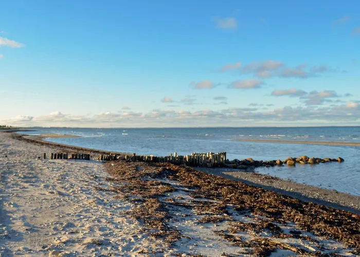 Seven-bedroom In בית נופש Glesborg